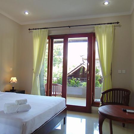 Dipondok Homestay Пекату Экстерьер фото