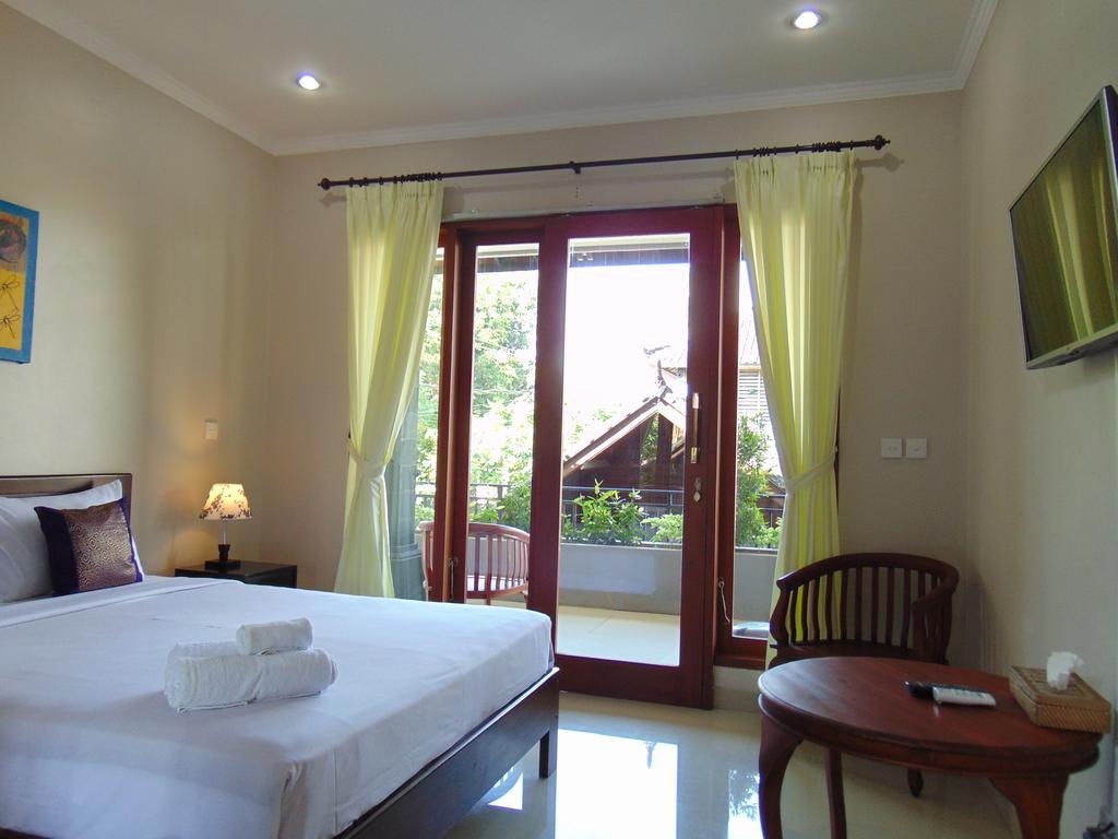 Dipondok Homestay Пекату Экстерьер фото