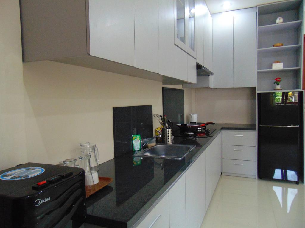 Dipondok Homestay Пекату Экстерьер фото