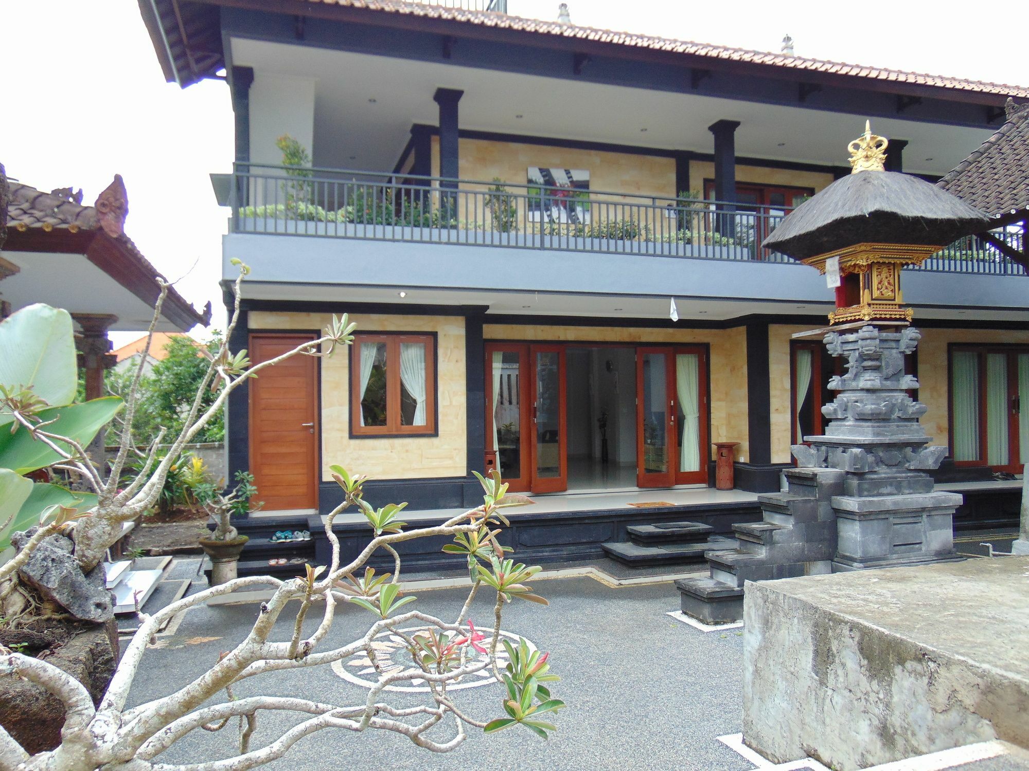 Dipondok Homestay Пекату Экстерьер фото