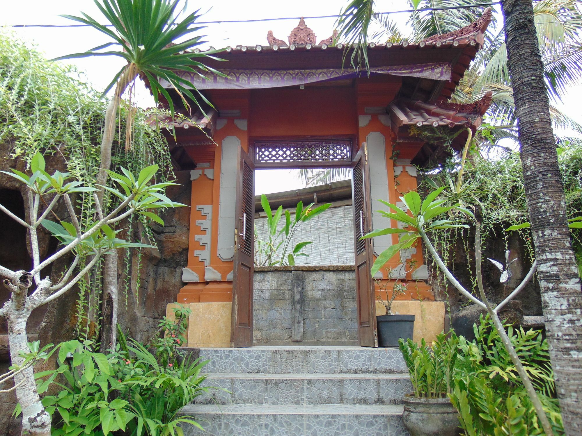 Dipondok Homestay Пекату Экстерьер фото